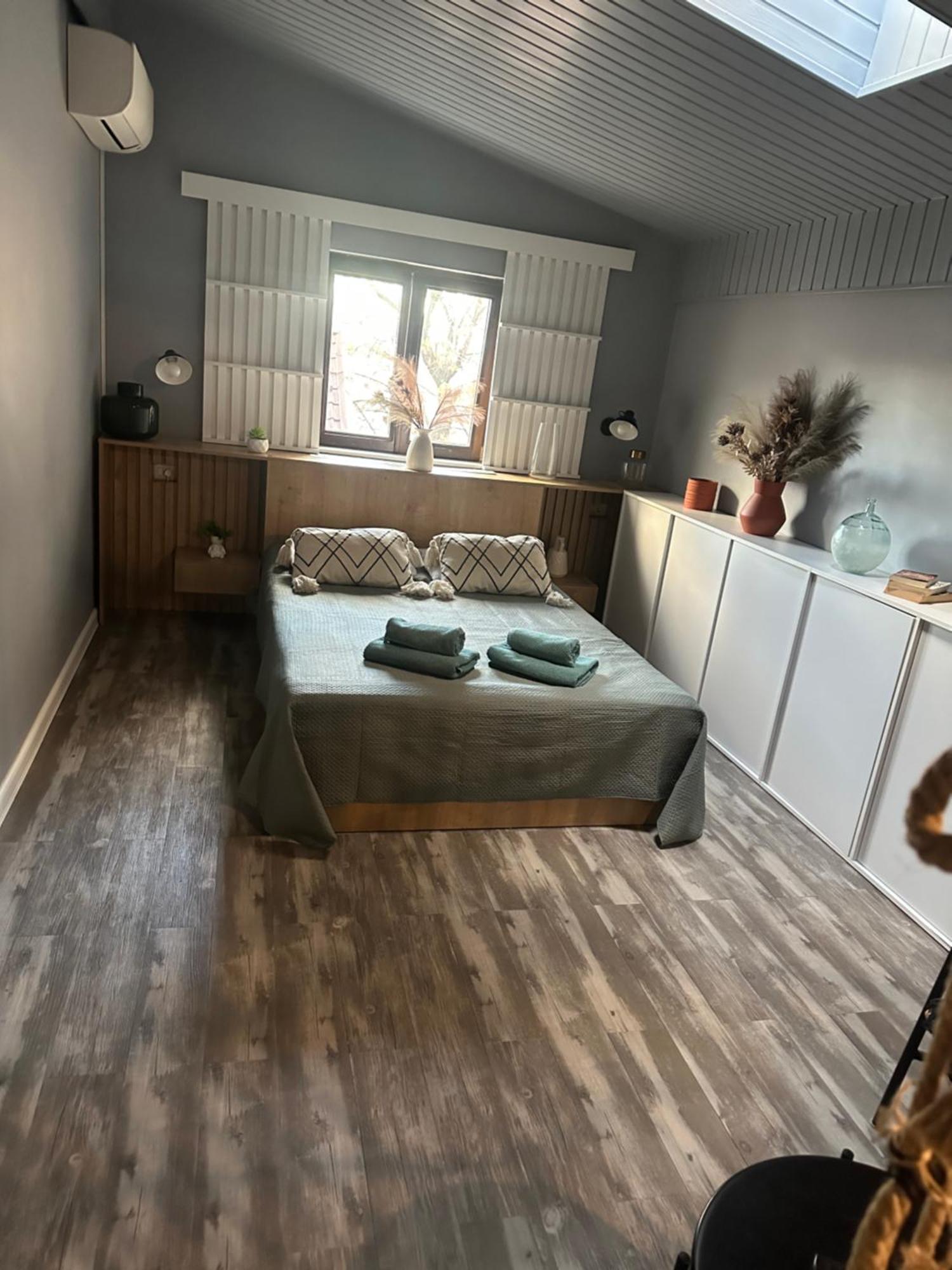 Marvellous Attic Studio In The Old Town Bucarest Extérieur photo
